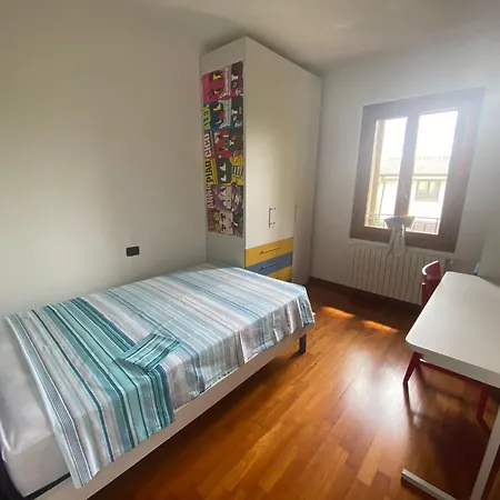 La Casa Di Daisy Apartman *