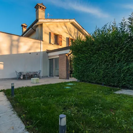 La Casa Di Daisy Apartment